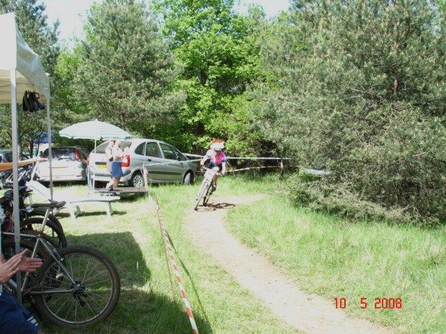 gal/Saison VTT 2008/Les_Crapauds_10_11_mai_2008/crapauds_2008_046.JPG